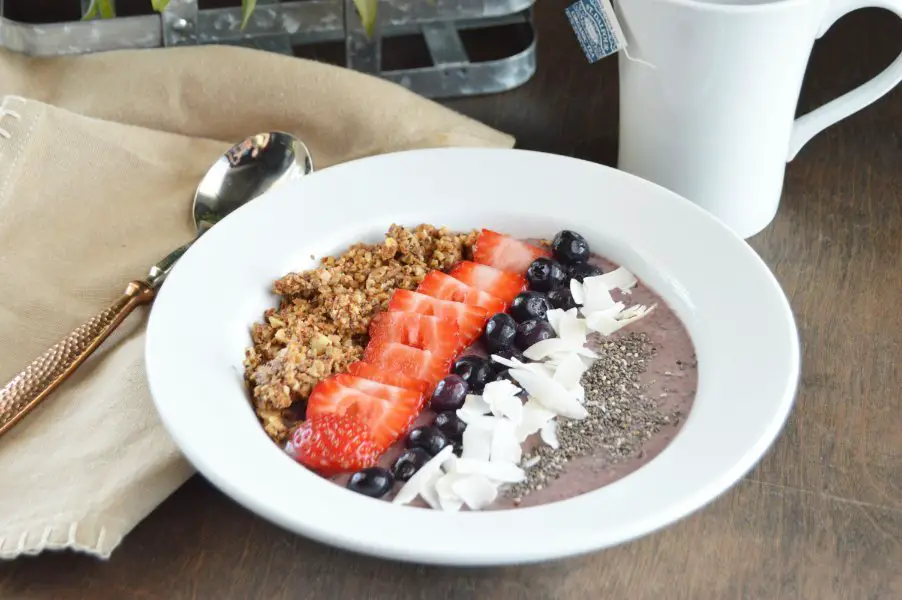 Low Carb Acai Berry Bowl