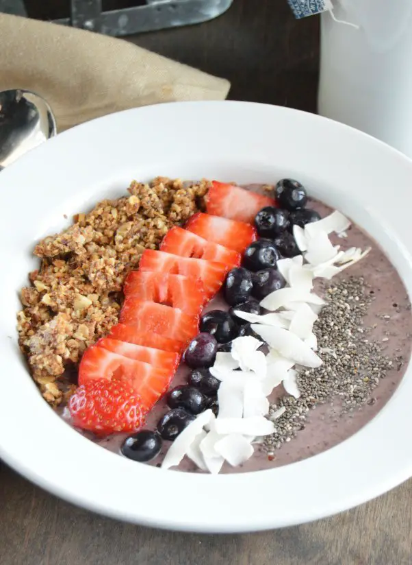 Low Carb Acai Berry Bowl