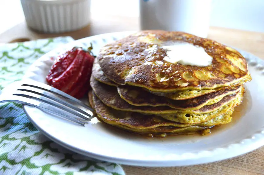 Low Carb Peanut Butter Pancakes
